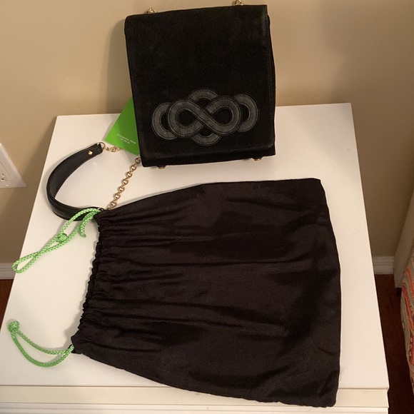 Shanghai tang NWT! Black suede shoulder bag with gold chain - Picture 5 of 14